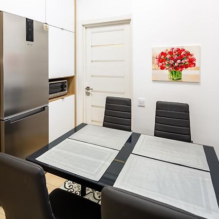 Romari Апартаменти Куліша 41 Lviv Exterior photo