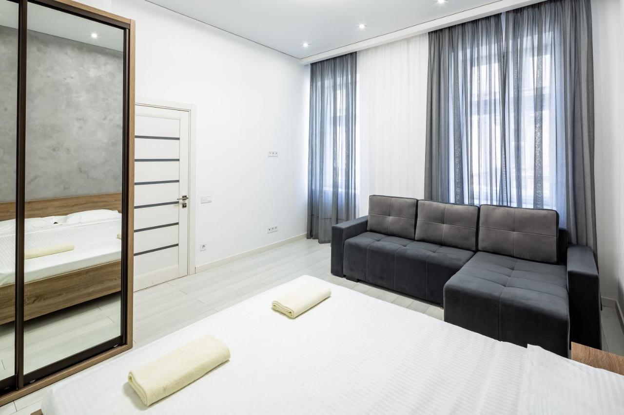 Romari Апартаменти Куліша 41 Lviv Exterior photo