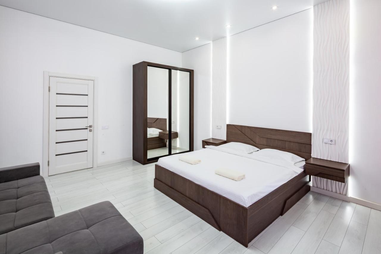 Romari Апартаменти Куліша 41 Lviv Exterior photo